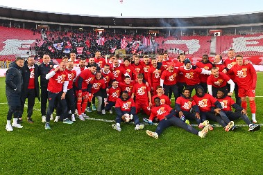 ZVEZDINA SKICA ZA NAREDNU SEZONU Traže se barem tri pojačanja, šampion za jednog igrača neće žaliti novac