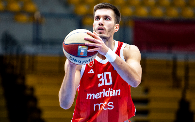 ZVEZDA PREKINULA CRNI NIZ Crveno-beli se poigrali u Zagrebu i zaledili Cibonu na minus 26