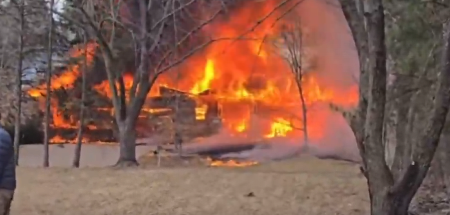 PAO AVION U NJUJORKU! Ima poginulih!