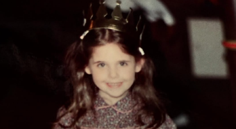 PREPOZNAJETE LI JE? Slatka devojčica je sada glumica na pragu šeste decenije, Srbija je pamti po ovoj ulozi