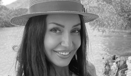 TUGU KRILA IZA OSMEHA! Voditeljka Daniela Boračeva se borila protiv opake bolesti u tišini, njena poslednja objava slama srca (FOTO)