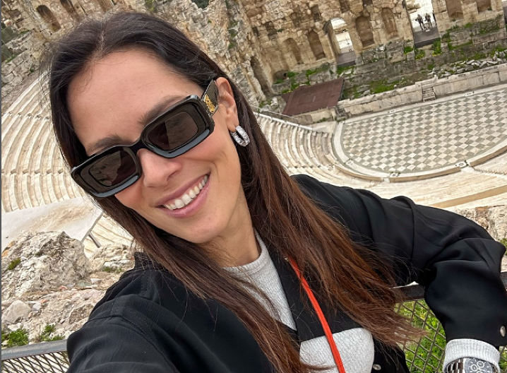 "OSVETNIČKA" HALJINA ANE IVANOVIĆ Srpkinja ponovo sve oborila s nogu, pokazala zavodničke atribute (FOTO)