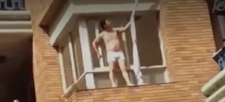 PANIČNA BEŽANIJA ZAVRŠENA PADOM Muškarac pokušao da pobegne od žene – scena za nevericu! (VIDEO)