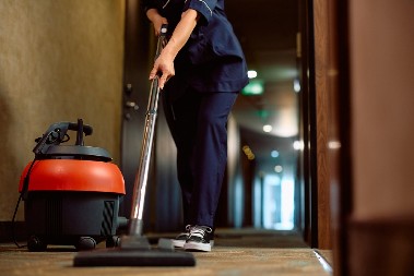 ONE SE RAZBIJAJU OD POSLA Zanimanje je sve traženije, a mogu da zarade i do 120.000 dinara