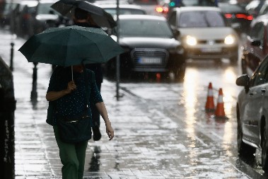 STIŽE VELIKA KOLIČINA KIŠE Hitno se oglasio RHMZ