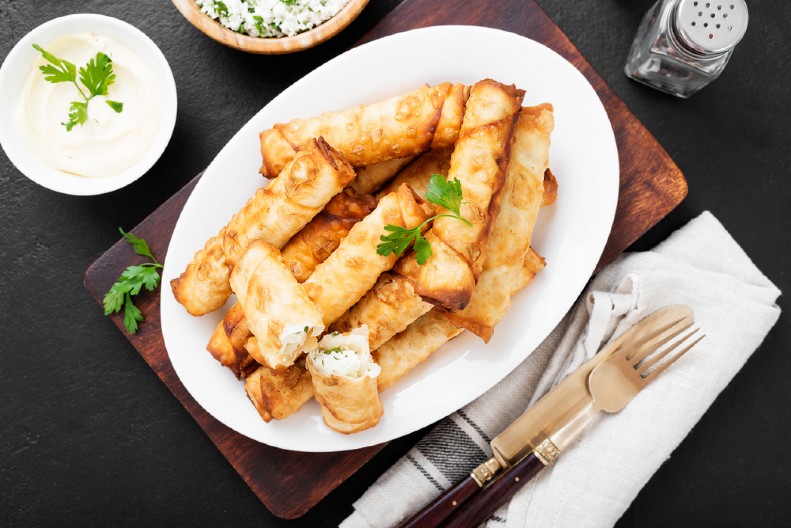 SLASNE ROLNICE SA KAČKAVALJEM Prava eksplozija ukusa u svakom zalogaju, super za doručak ili večeru