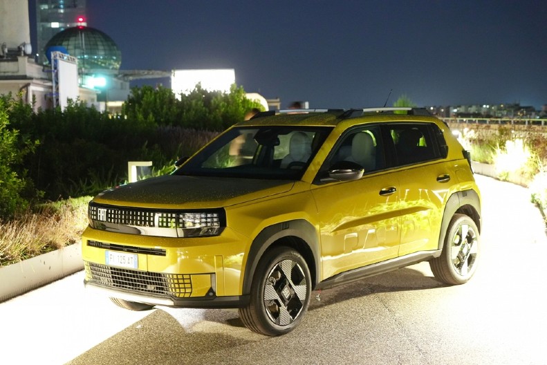 SRPSKI FIJAT GRANDE PANDA STIŽE U HRVATSKU Objavljene cene po kojoj će ga plaćati