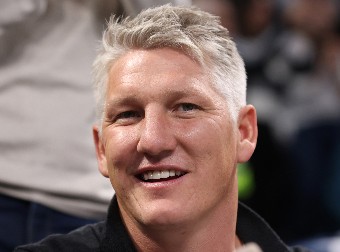 AU, KAKVA PROZIVKA Oglasio se Švajnštajger sa posebnog mesta, imao je brutalnu poruku (FOTO)