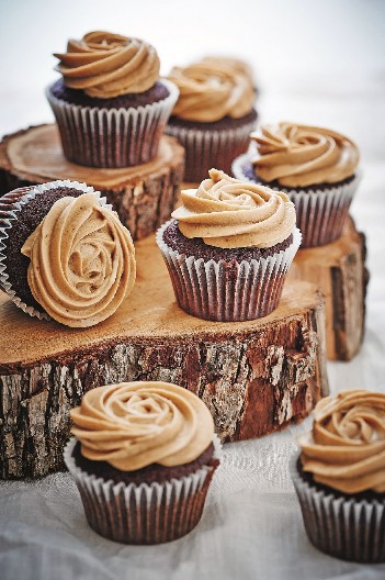 AROMATIČNI KAPKEJKSI Naprave se lako, a pojedu brzo pa se traži dodatak