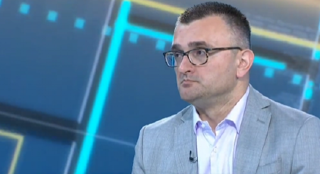 "MORAĆE JAVNOSTI DA OBJASNE MNOGO TOGA" Klačar: Studenti u blokadi koji traže izbore menjaju svoju dosadašnju strategiju