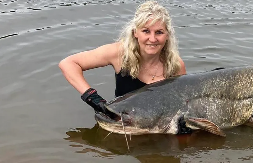 KRISTINA ULOVILA ZVER PA DOBILA PRETNJE SMRĆU: "Trebalo bi da te ubiju"