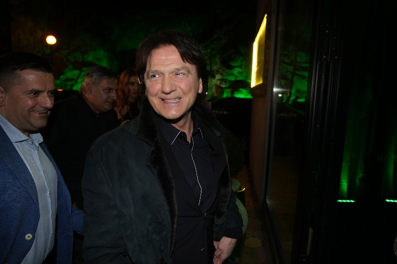 VELIKO SLAVLJE U DOMU ZDRAVKA ĆOLIĆA Danas je za njega poseban dan: "Svi su mislili da je skrivena kamera"