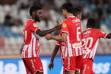 ČEKALI SU 46 GODINA NA OVO Doskorašnji napadač Zvezde izborio ulazak u elitu, Pariz će posle skoro pola veka gledati veliki gradski derbi