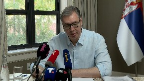 OPOZICIONARI POKRENULI KAMPANJU LAŽI Već krenule bolesne teorije o povratku predsednika Vučića iz SAD