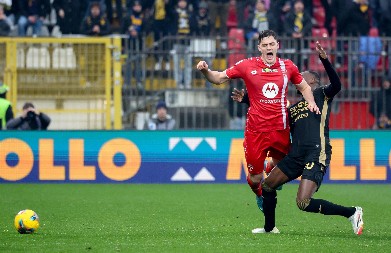 (NE)OČEKIVANO Ništa od Zvezdinih miliona za štopera