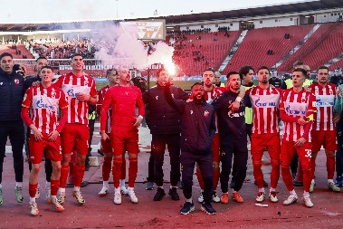 BOMBA NA "MARAKANI" Velike vesti za srpskog šampiona: Stameni štoper stiže u Crvenu zvezdu