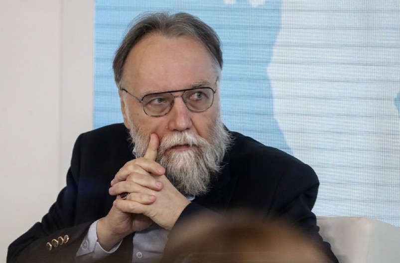 DUGIN O RATU RUSIJE I ZAPADA Ne razumemo u potpunosti koliko je monstruozna civilizacija protiv koje se borimo