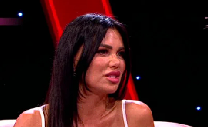 "OCA SU MI UBILI I ZAPALILI KUĆU" Stanija progovorila o traumama iz detinjstva (VIDEO)