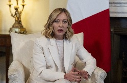 ZAPAD JE U PANICI! Oglasila se Meloni: Hitno nam treba primirje u Ukrajini