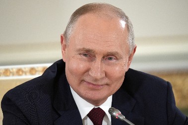 PUTIN TRAŽI VIŠE OD "IZVINITE I POLJUPCA": Nije dovoljno!