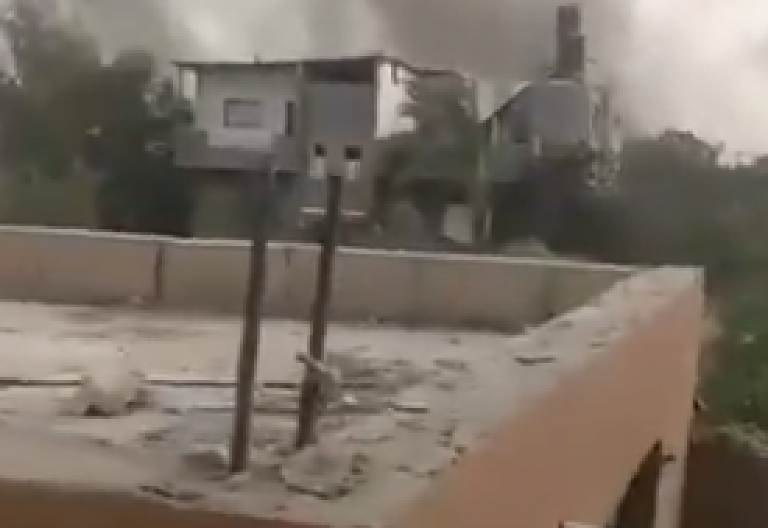 BOMBARDOVANA BOLNICA! Izrael gađao zgradu, meta bio vođa Hamasa: Jezivi snimci kruže mrežama (VIDEO)