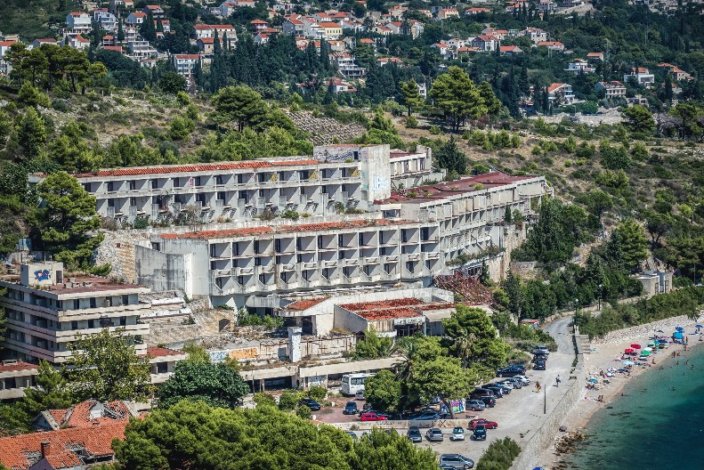 INVESTITOR IZ SINGAPURA GRADI NOVI BISER JADRANA Ruši stare hotele i gradi raj za 5 zvezdica