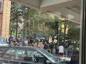 SEDAM FAKULTETA TRAŽILO DOZVOLU ZA ONLAJN RAD! Blokaderi foteljaši pucaju po svim šavovima!