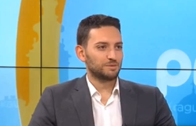 GRBOVIĆ OD ŽELJE ZA VLAŠĆU VIŠE NI SAM NE ZNA ŠTA PRIČA: Prvo se se ograđuje, a sad bi da brani jezivu ekstremističku grupu blokadera (VIDEO)