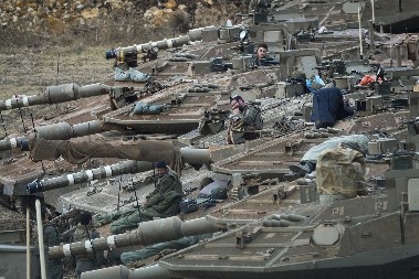 POKRENUTA VELIKA VOJNA OPERACIJA Mobilisane snage, tenkovi u pokretu