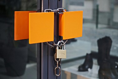 NAJAVILI VELIKU RASPRODAJU PROIZVODA Poznati lanac zatvara prodavnice širom Nemačke