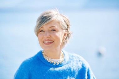 NEMA BOLJIH NIJANSI RUŽEVA ZA ŽENE PREKO 50 GODINA Vraćaju sjaj licu i brišu bar 15 godina