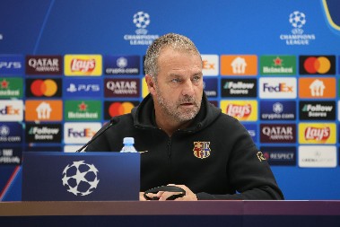 STAVIO PARAF Flik produžio ugovor sa Barselonom