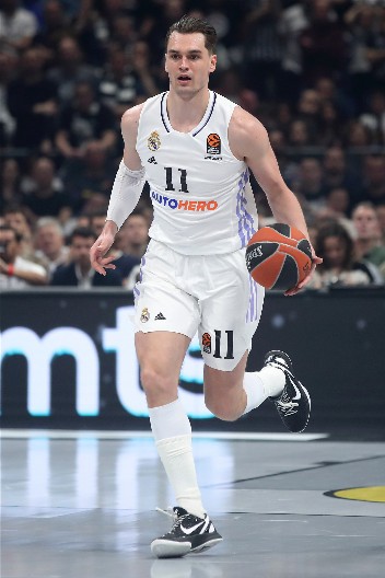 NI REAL MADRID, NI PARTIZAN Hezonja dobio ponudu koju ne može da odbije