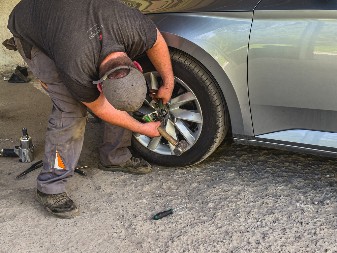 NIPOŠTO IH NE KUPUJTE Jeftine gume preplavile Evropu