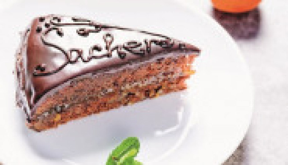 SAHER TORTA Raskošna i očaravajuća poslastica za sve važne događaje