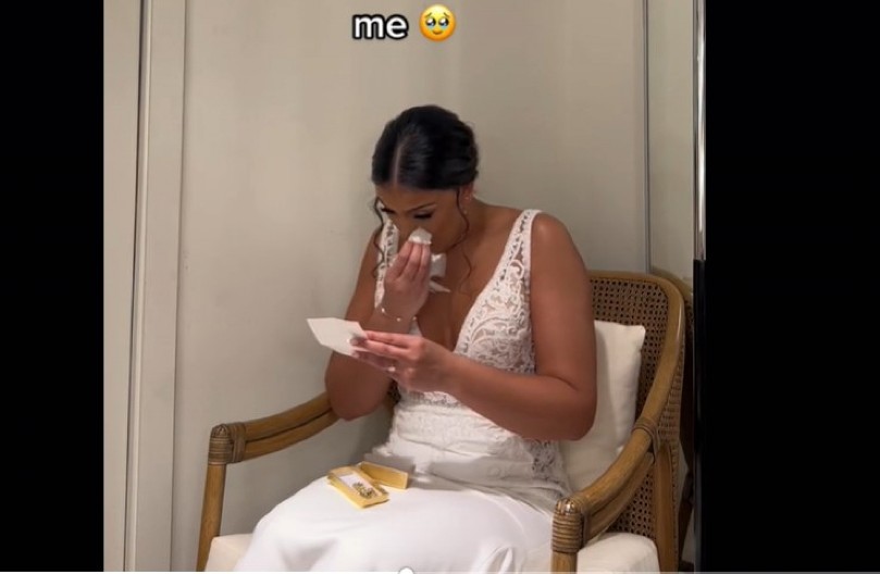 SVI SVATOVI PLAKALI SA MLADOM Dobila je poklon od mladoženje, a kad je otvorila kutijicu, shvatila da nije namenjen njoj!