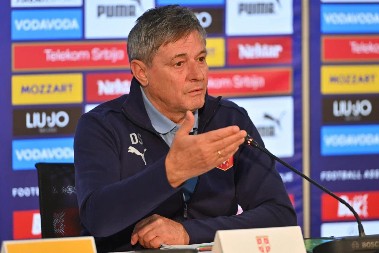 "PRVO HOĆU..." Piksi pred meč sa Albancima počeo konferenciju na jedan od najneobičnijih načina