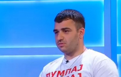 BLOKADER PRIZNAO DA SU 6 MESECI BLOKIRALI FAKULTETE KAO DEO PREDIZBORNE KAMPANJE!