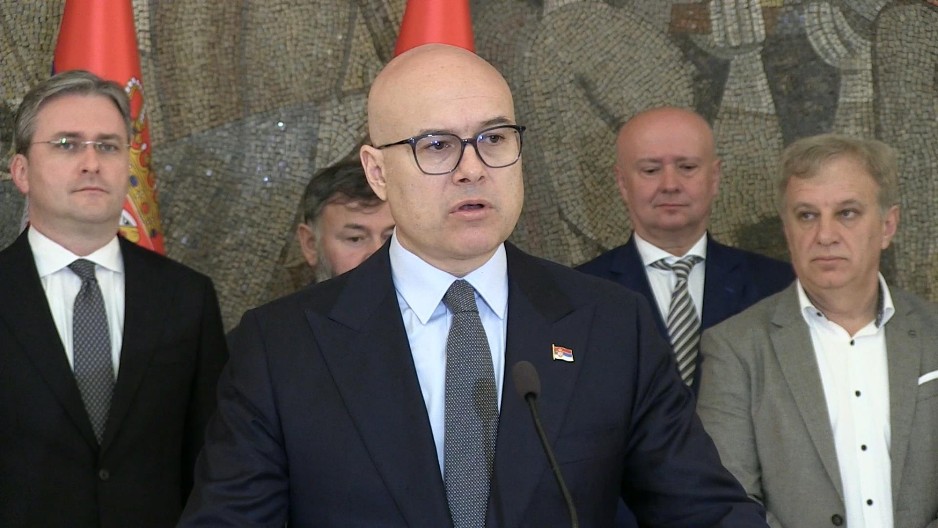 "OPET FANTAZMAGORIJE ČUVENE PRELETAČICE!" Lider SNS Vučević reagovao na skandaloznu izjavu Tepićeve: Lakše će im biti ako shvate da su pukli