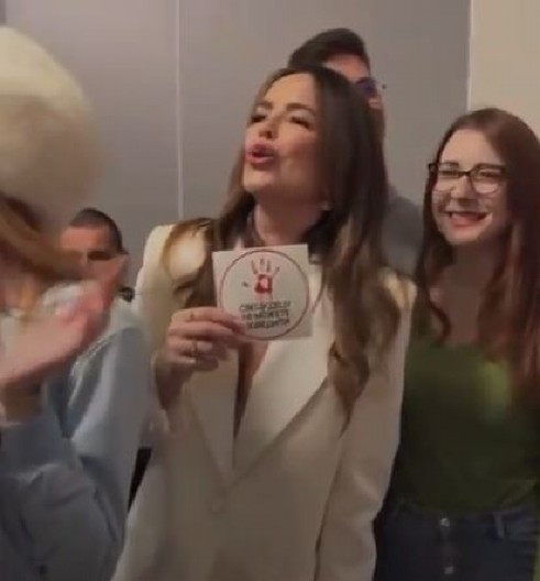 LAŽNA TUGA U SARAJEVU Došli kod Severine da se klibere i lobiraju protiv Srbije (VIDEO)