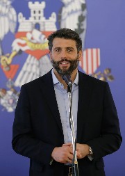 ŠAPIĆ U NOVOGODIŠNJEM INTERVJUU ZA PINK.RS: Rešenje o ukidanju plaćanja javnog prevoza je naš najveći uspeh u 2024. godini