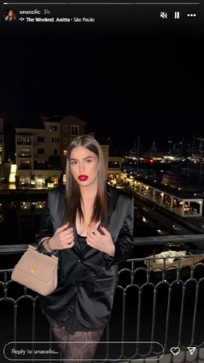 ČIPKASTE ČARAPE, CRVENI KARMIN I KORSET Internet gori zbog ćerke Zdravka Čolića, objavila sliku u izazovnom izdanju