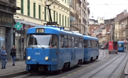 TRAMVAJ IZLETEO IZ ŠINA U HRVATSKOJ, ZAKUCAO SE U STUB Svedoci u šoku: "Čuli smo samo jak prasak i istrčali iz kuće..."