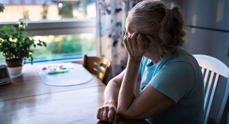 POBEDITE PRAZNIČNU DEPRESIJU Kad uvidite zašto se javlja lakše ćete se izboriti s njom