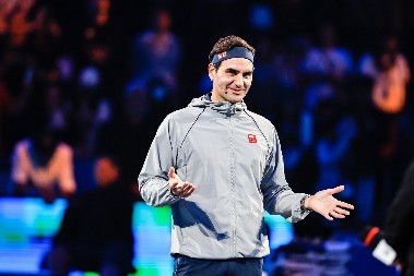 KAKO STARIJI, TO JE SVE VIŠE PRIVLAČNIJI, KAO VINO Rodžer Federer izdominirao novim izgledom, održao modnu lekciju svim muškarcima