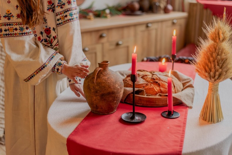 SUTRA JE TREĆI DAN BOŽIĆA I SLAVA SVETI STEFAN Žene moraju izneti ovu stvar iz kuće kako bi zaštitile svoju porodicu od nesreće i zla