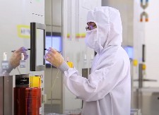 REKORDNA GODINA Globalna prodaja poluprovodnika porasla za preko 20 odsto