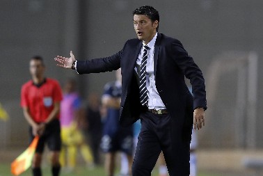 PRAVO NIOTKUDA Vladimir Ivić preuzima crno-bele?