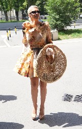 JELENI KARLEUŠI PONOVO UGAŠEN INSTAGRAM? Pevačica se suočila s ozbiljnim problemom