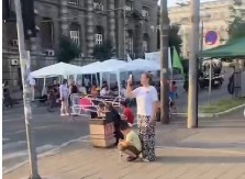 BLOKADERI SE "SVETE" NARODU JER SU IZGUBILI IZBORE: Prave cirkus na najprometnijoj raskrsnici, a ljudi satima zaglavljeni u saobraćaju! (FOTO/VIDEO)
